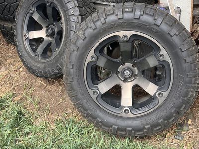 Nitto Tires, Fuel Wheels for Jeep Wrangler