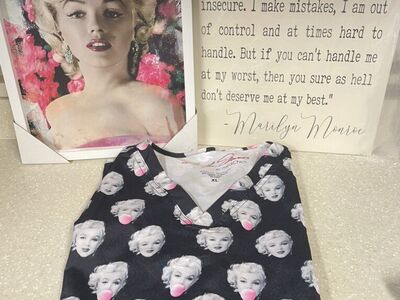 Marilyn Monroe Items