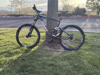 Giant Trance X2 mountain bike