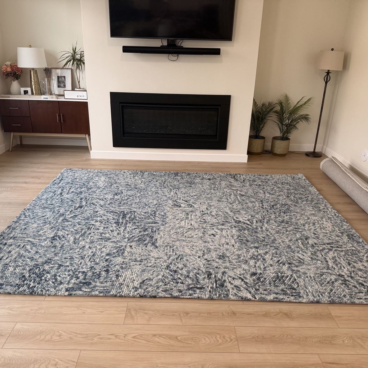 8’ x 10’ Wool Rug