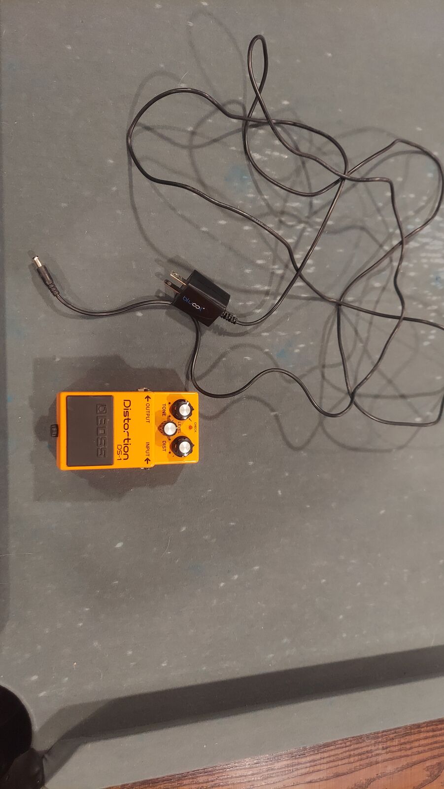 DS-1 Distortion pedal