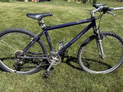 Trek 7000 Mt Bike