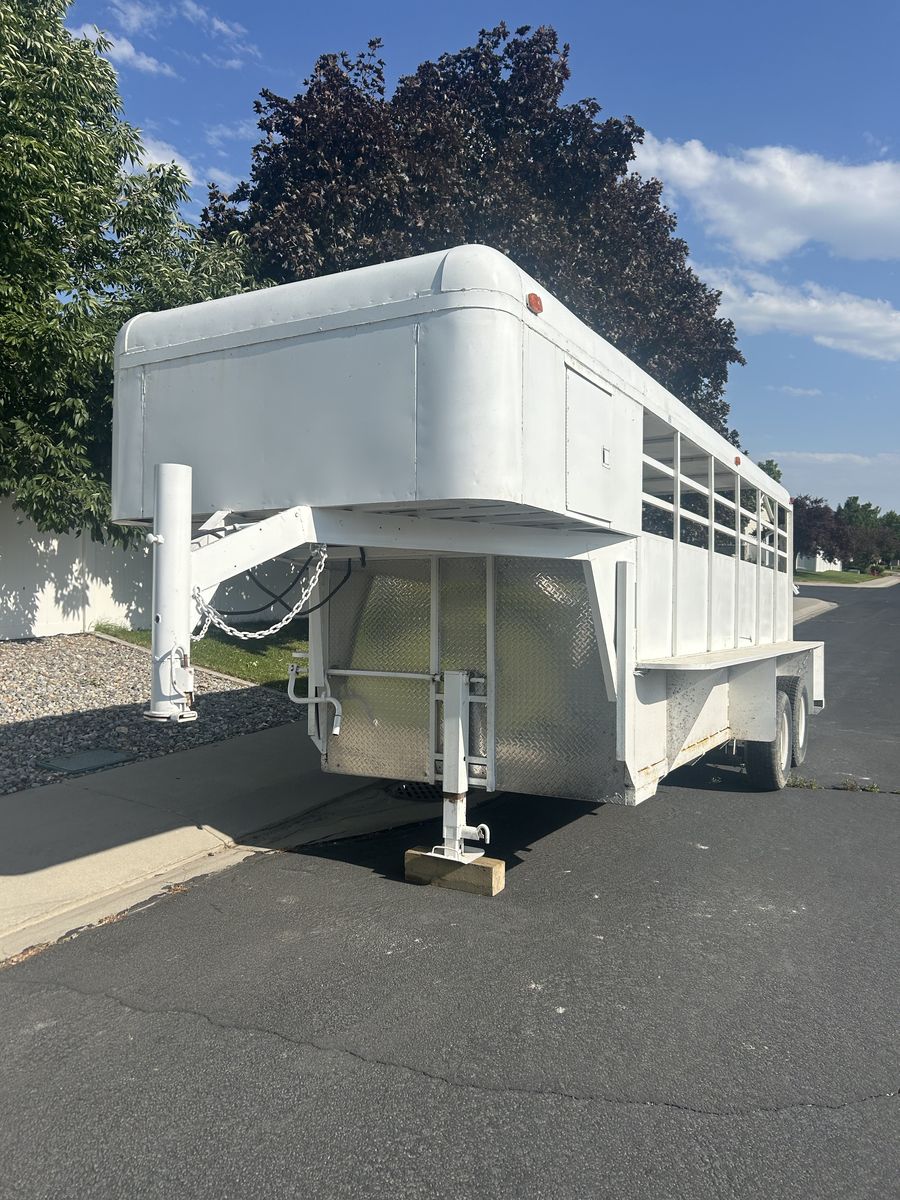 16' livestock/horse Trailer