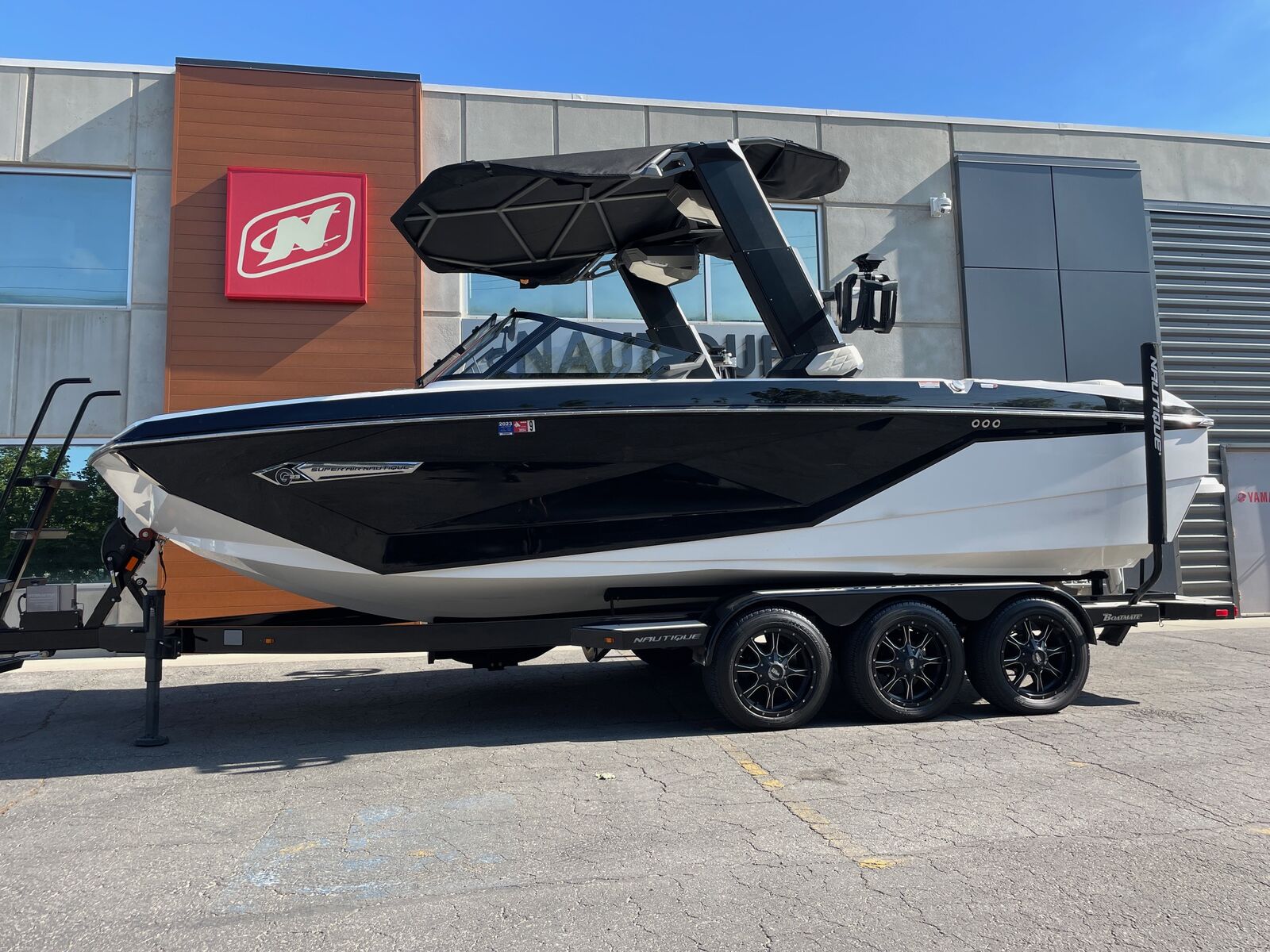 2022 NAUTIQUE G23 W/ZZ8 600HP SUPERCHARGED POWER PLANT WITH ONLY 238 HOURS.  REDUCED!