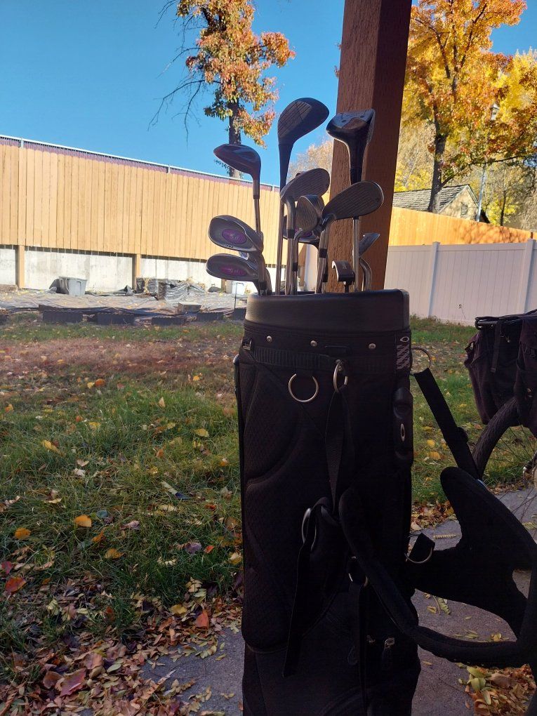 Golf club set (bag included)