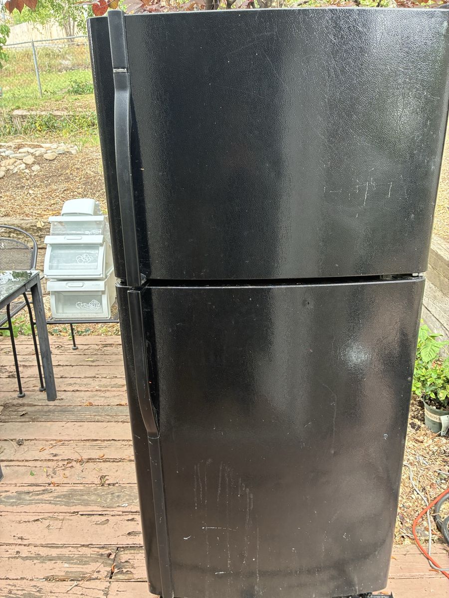 Free fridge
