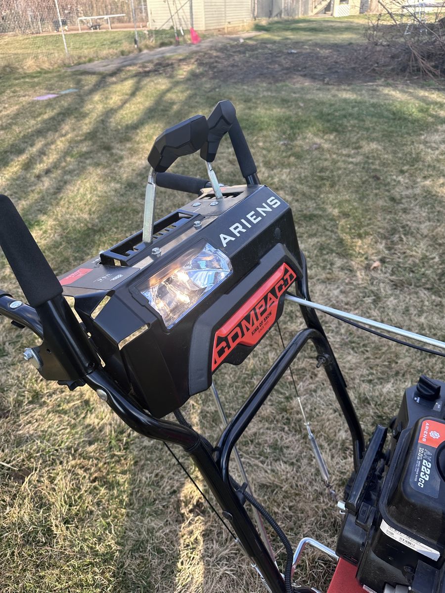 Ariens Compact 223cc Gas Snow Blower 