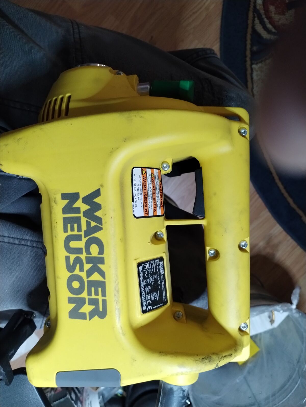 WACKER NEUSON DRIVE MOTOR SELL OR TRADES CONCREAT VIBERATER