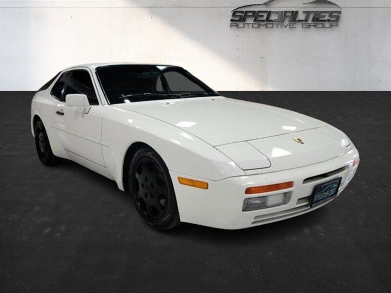 1987 Porsche 944 Turbo