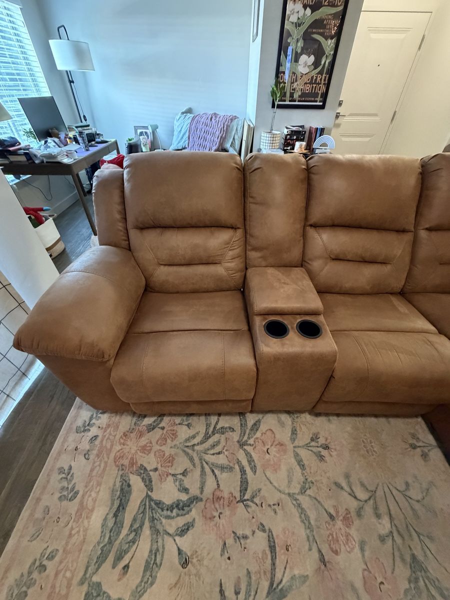 Main image 8