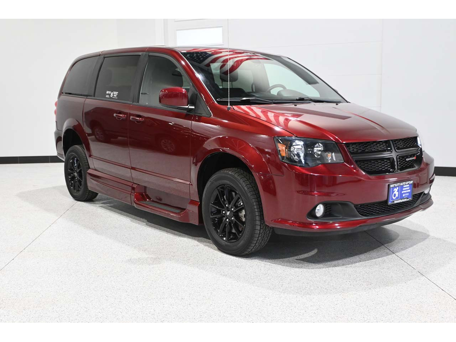 Main image 3