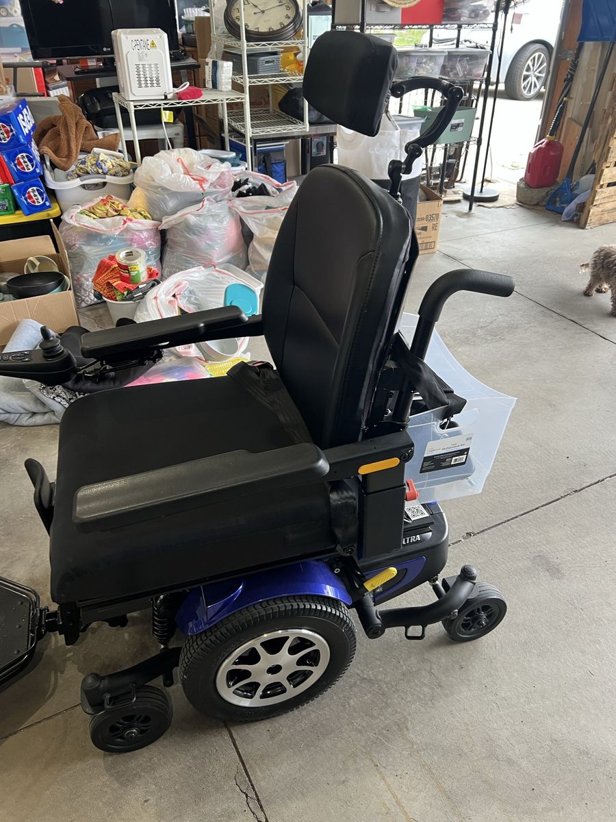 Electric Mobility Scooter