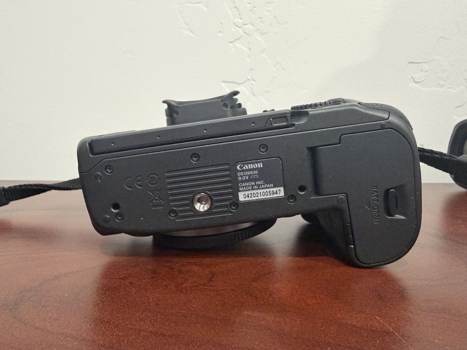 Main image 3