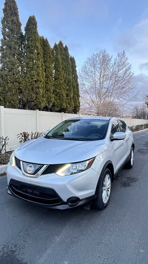 2018 Nissan Rogue Sport S