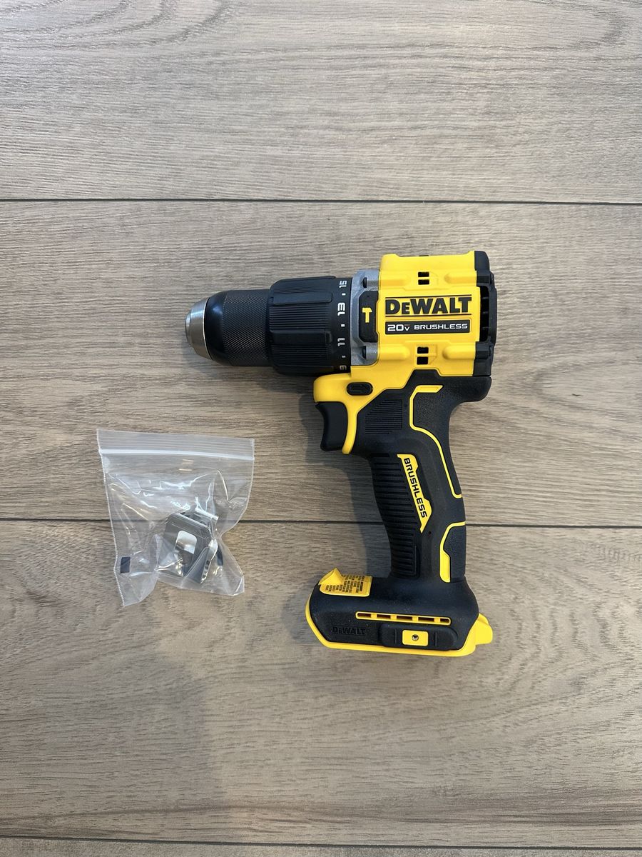 Dewalt Atomic Hammer Drill 1/2 in.
