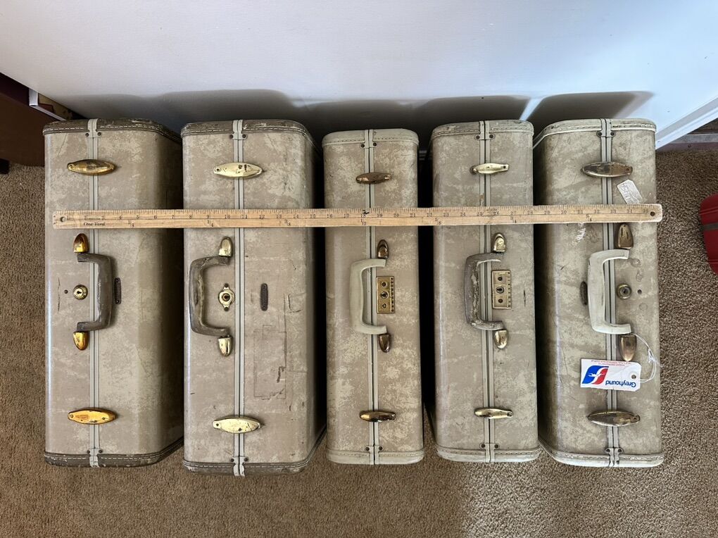 Vintage Samsonite Suitcase *Can Meet In Ogden*