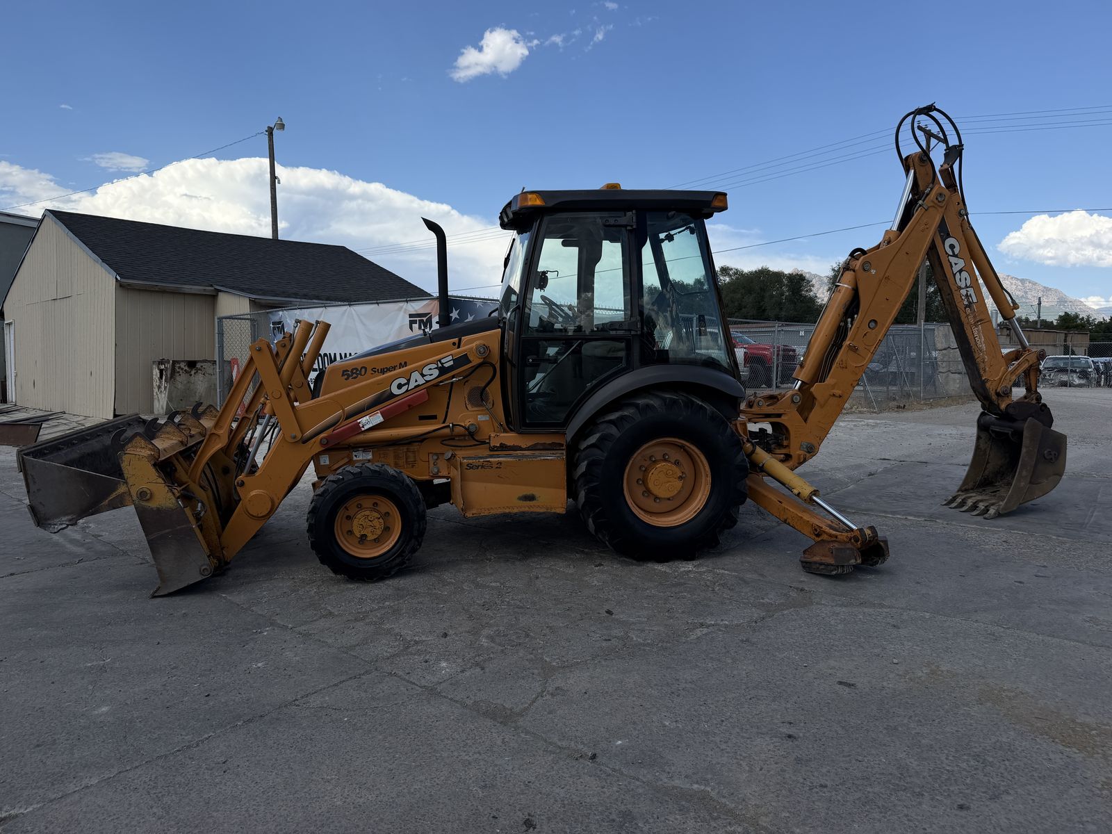 Case 580SM Series 2 Backhoe Loader Tractor