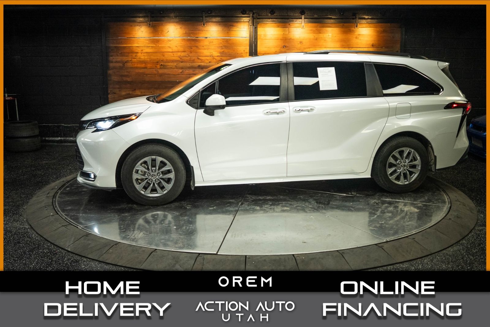 2023 Toyota Sienna XLE 7-Passenger