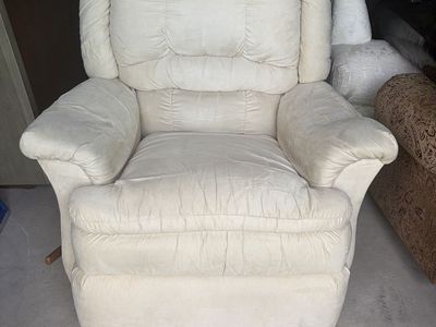 Reclining chair