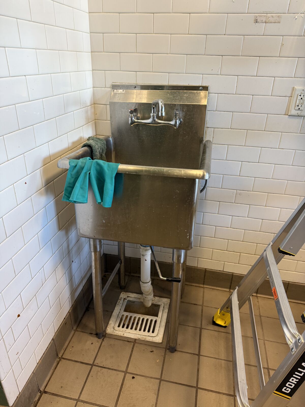 Used Commercial single sink