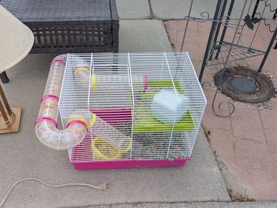 pet critter House