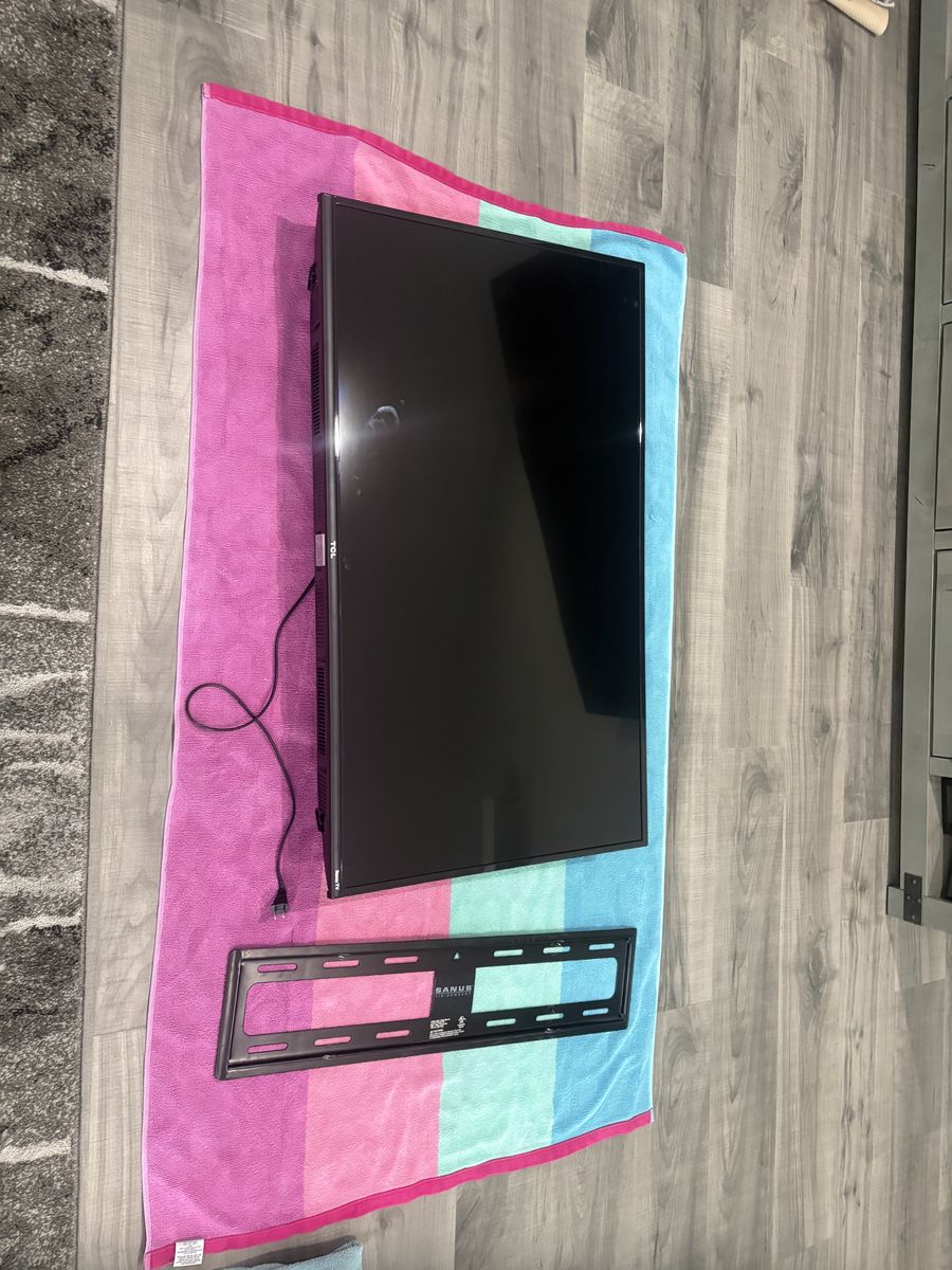 Tv 43”