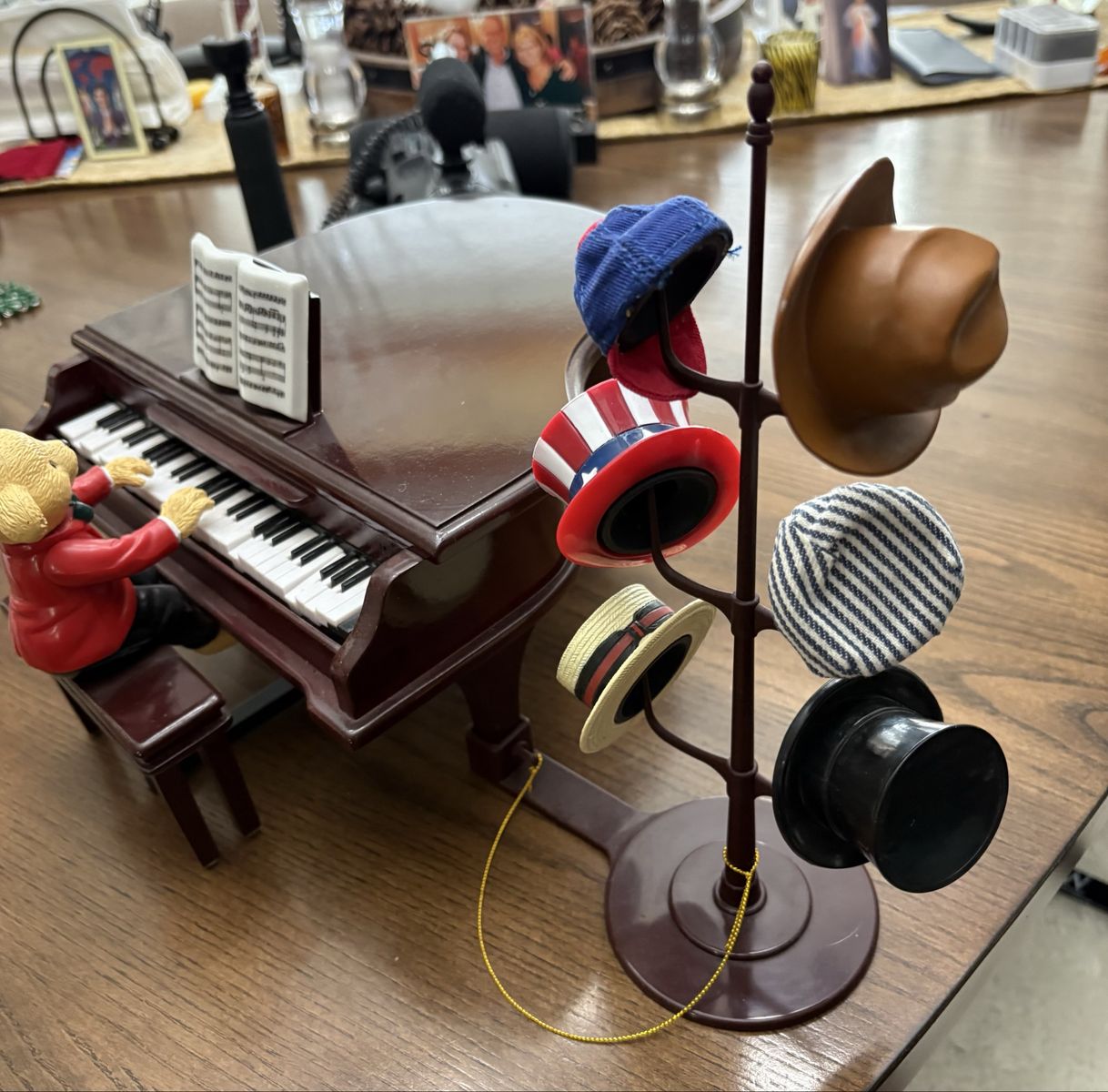 VINTAGE "Teddy Bear Takes Requests" Piano