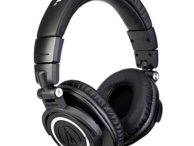 Audio-Technica ATH-M50x Studio Monitoring Headphones