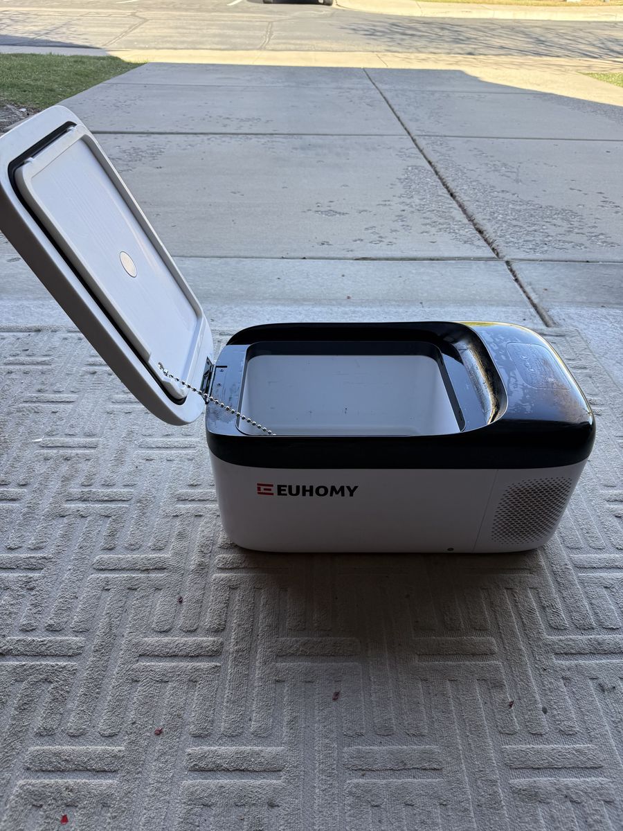 12V Portable Refrigerator