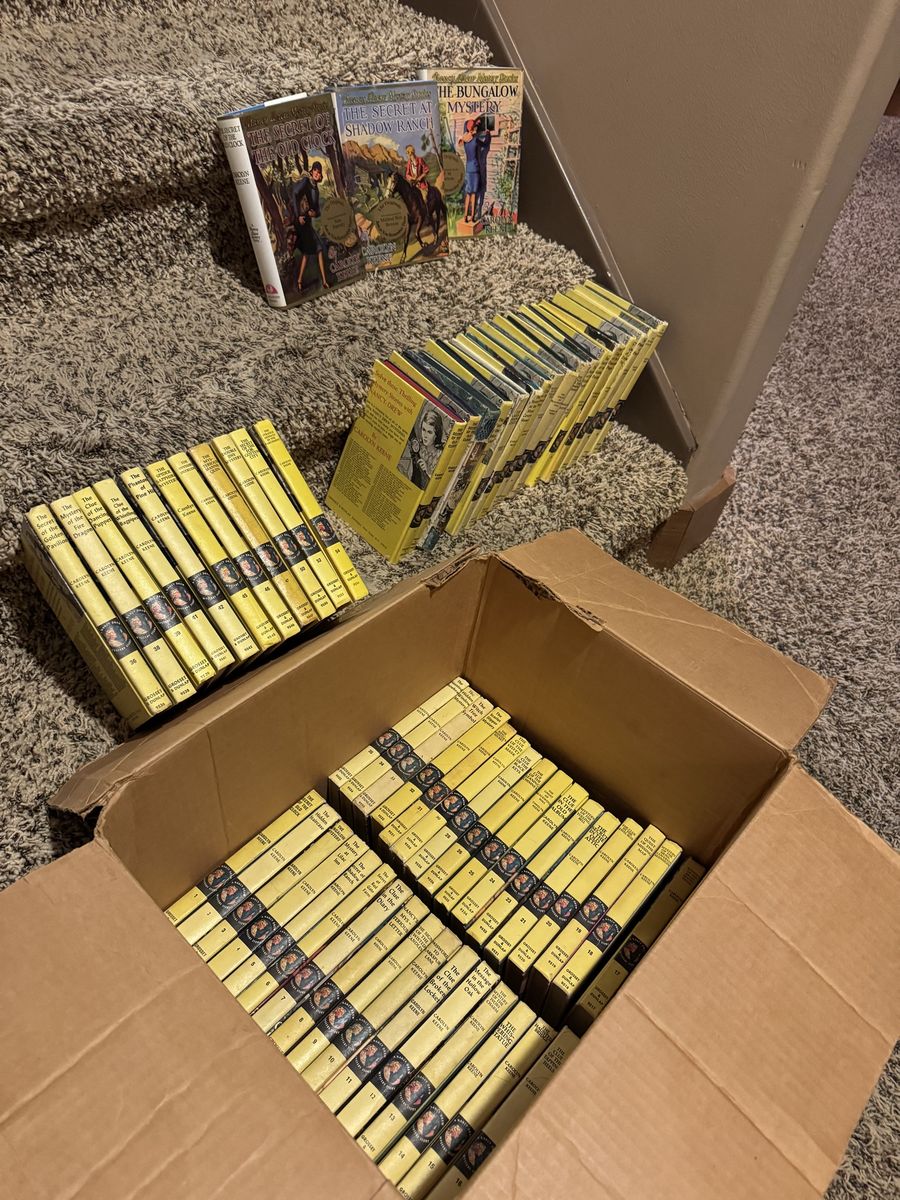 Nancy Drew books, 67 total