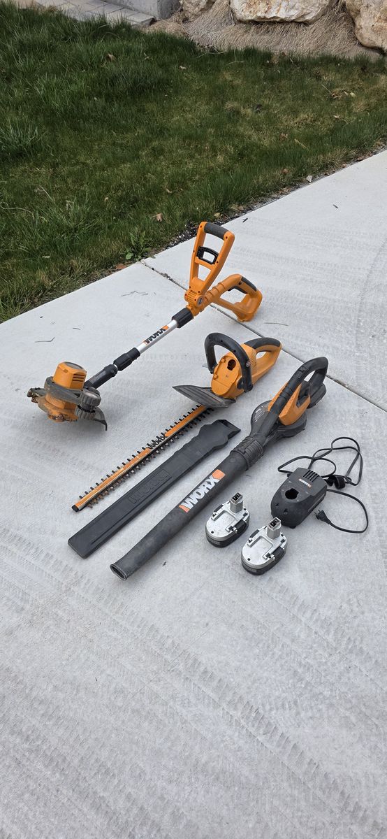 Worx 3pc Cordless Combo Kit (Blower, Trimmer, and Hedge Trimmer)