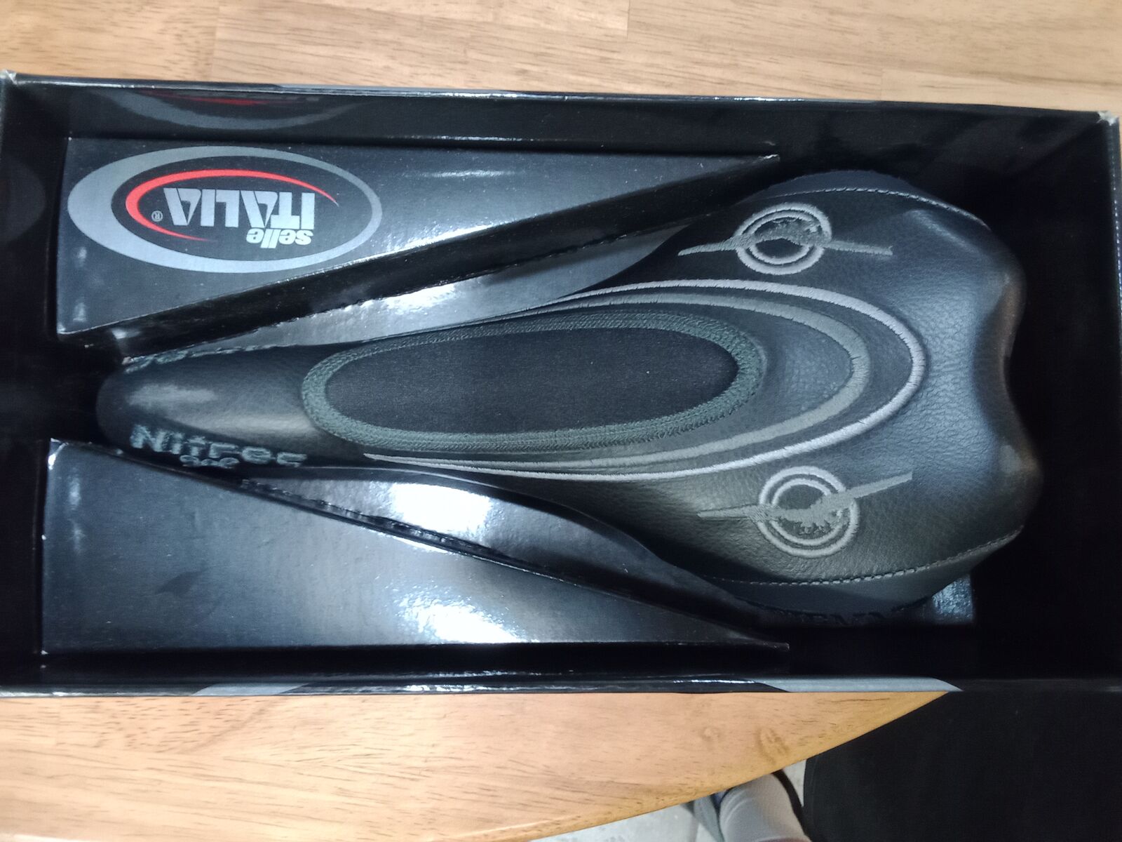 hand stitched Italian bike seat