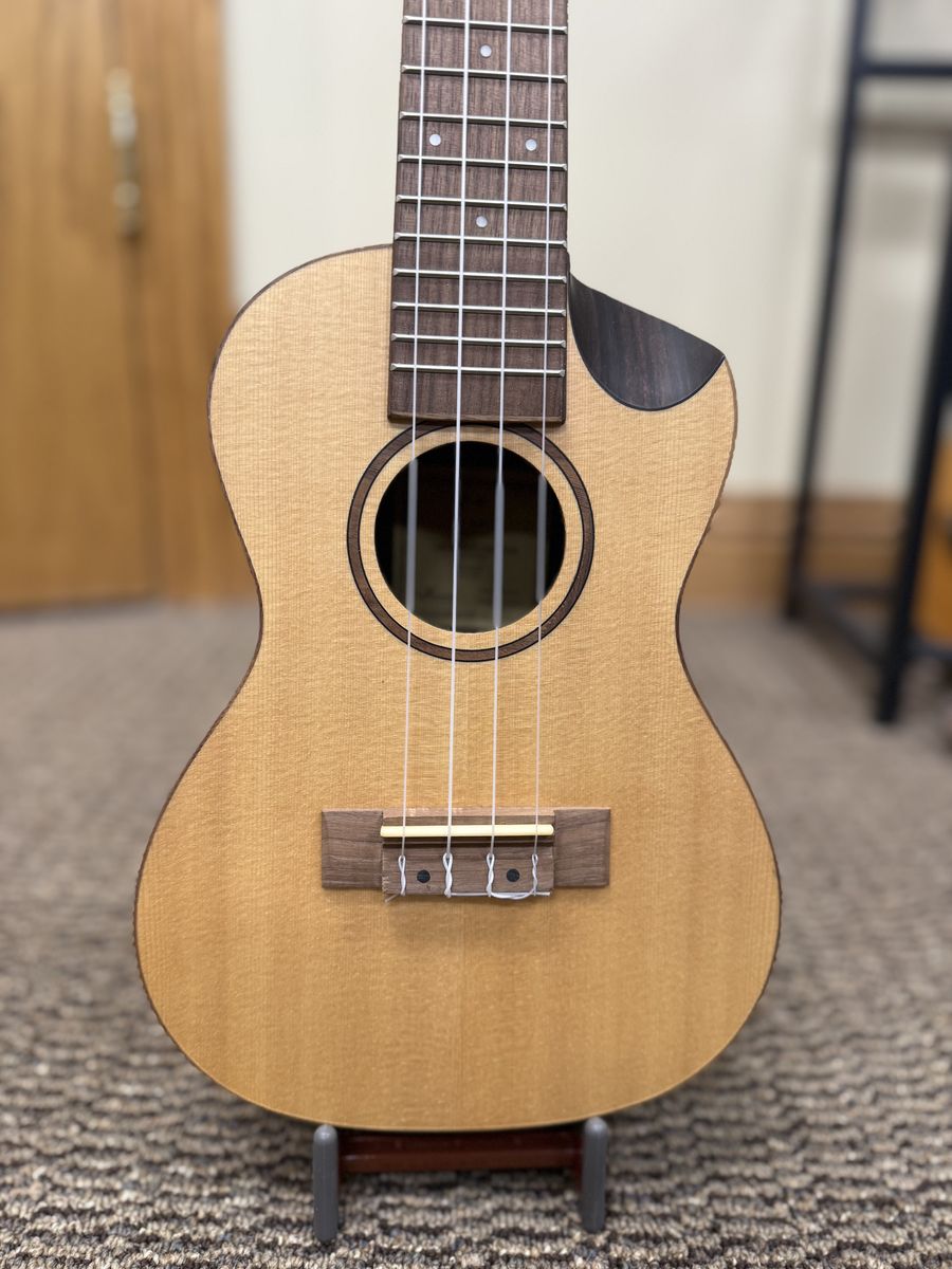 Journey Concert Ukulele