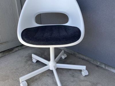 IKEA LOBERGET / MALSKÄR Swivel Chair + Pad - White/Dark Gray - Height Adjustable - Like New