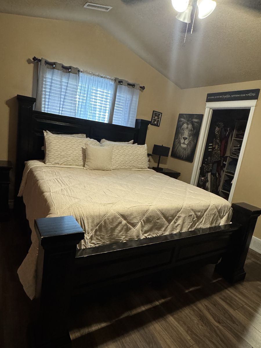 Black Wooden Bedroom Furniture Set - Bed Frame, Dresser & Nightstands