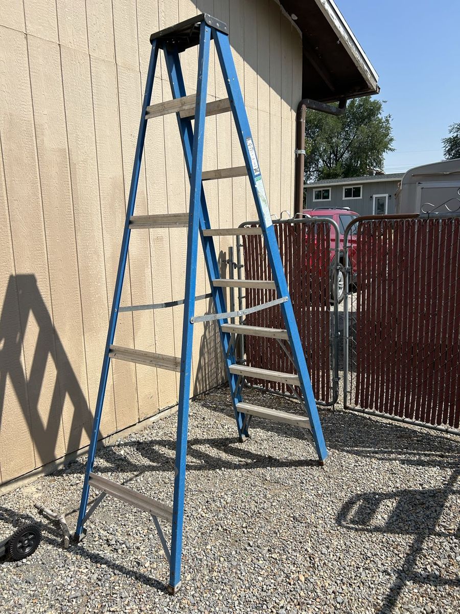 8' ft/foot Fiberglass A Frame Ladder