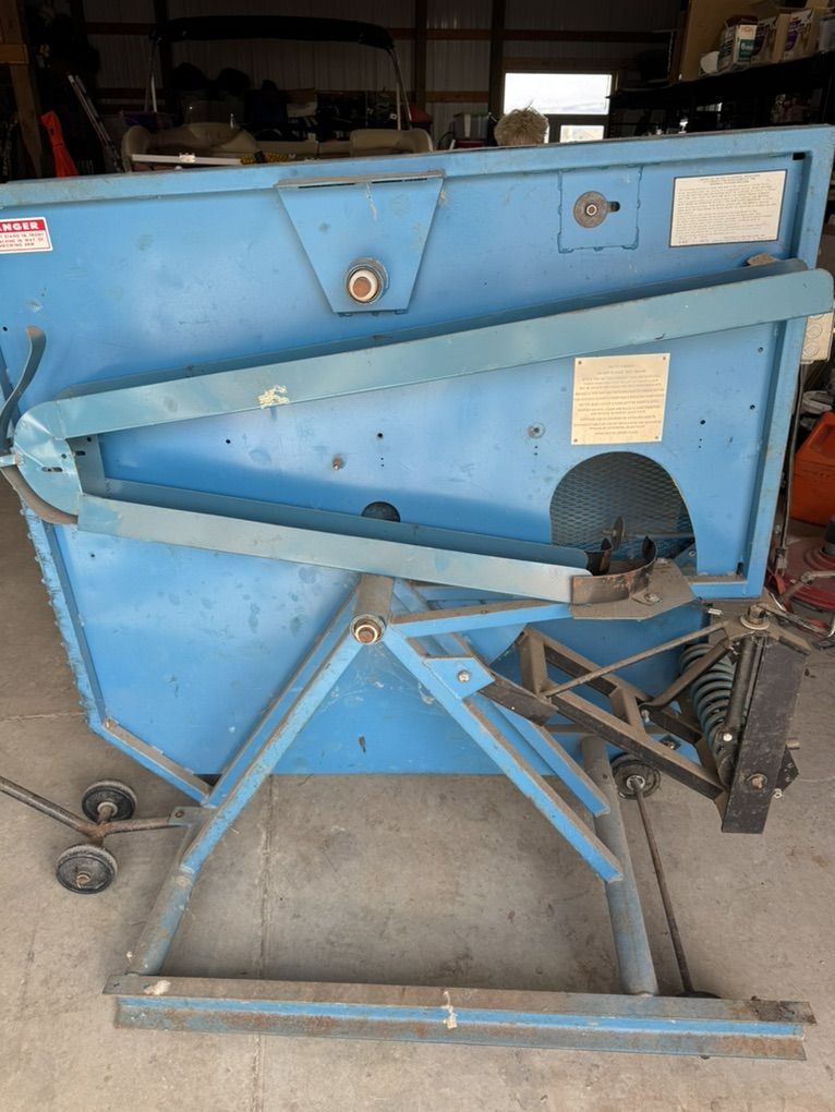 Iron Mike pitching machine