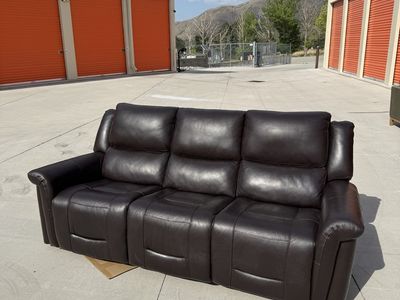 COSTCO ALBA POWER SOFA BROWN RECLINING