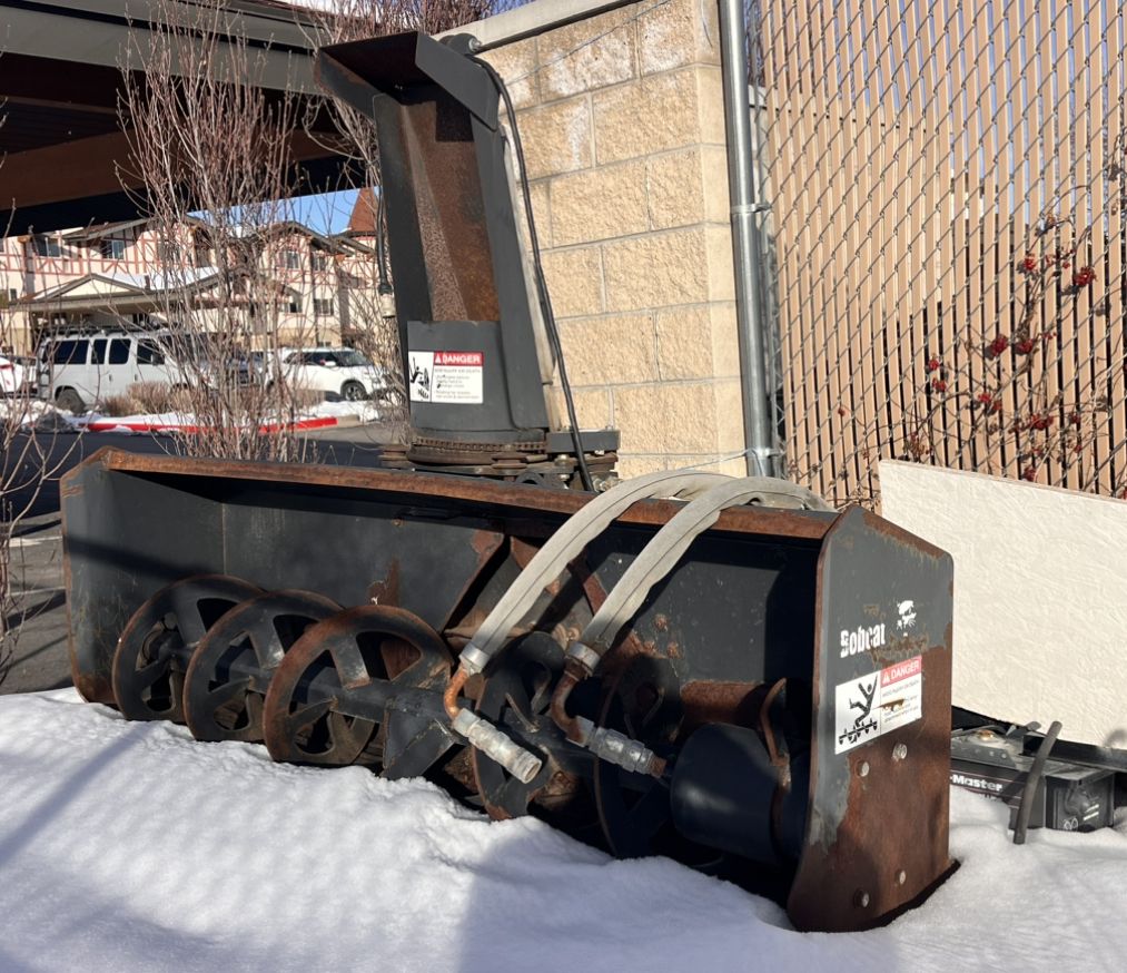 BobCat 72 SB200 Snowblower
