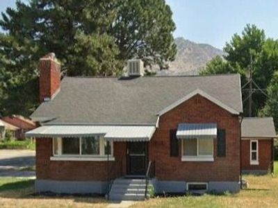 Downstairs Living Area for Rent in Ogden – $1200/month (Utilities Included)