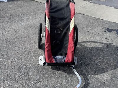 Thule Chariot Couger 1 w/bike atrachment