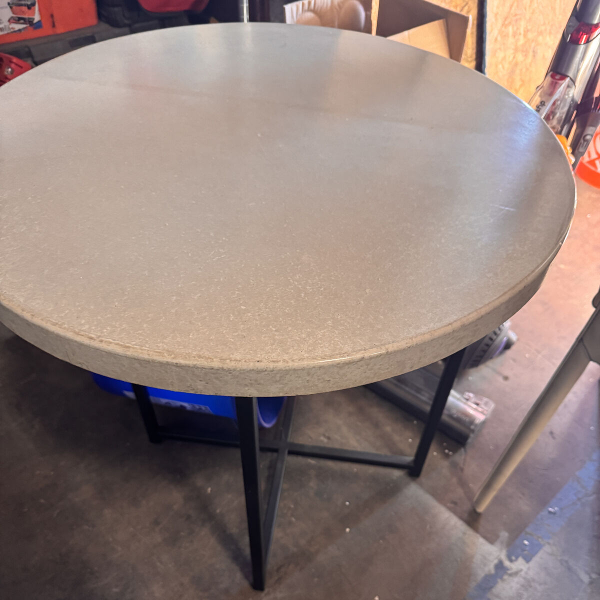 New Light Grey Round Concrete Dining Table