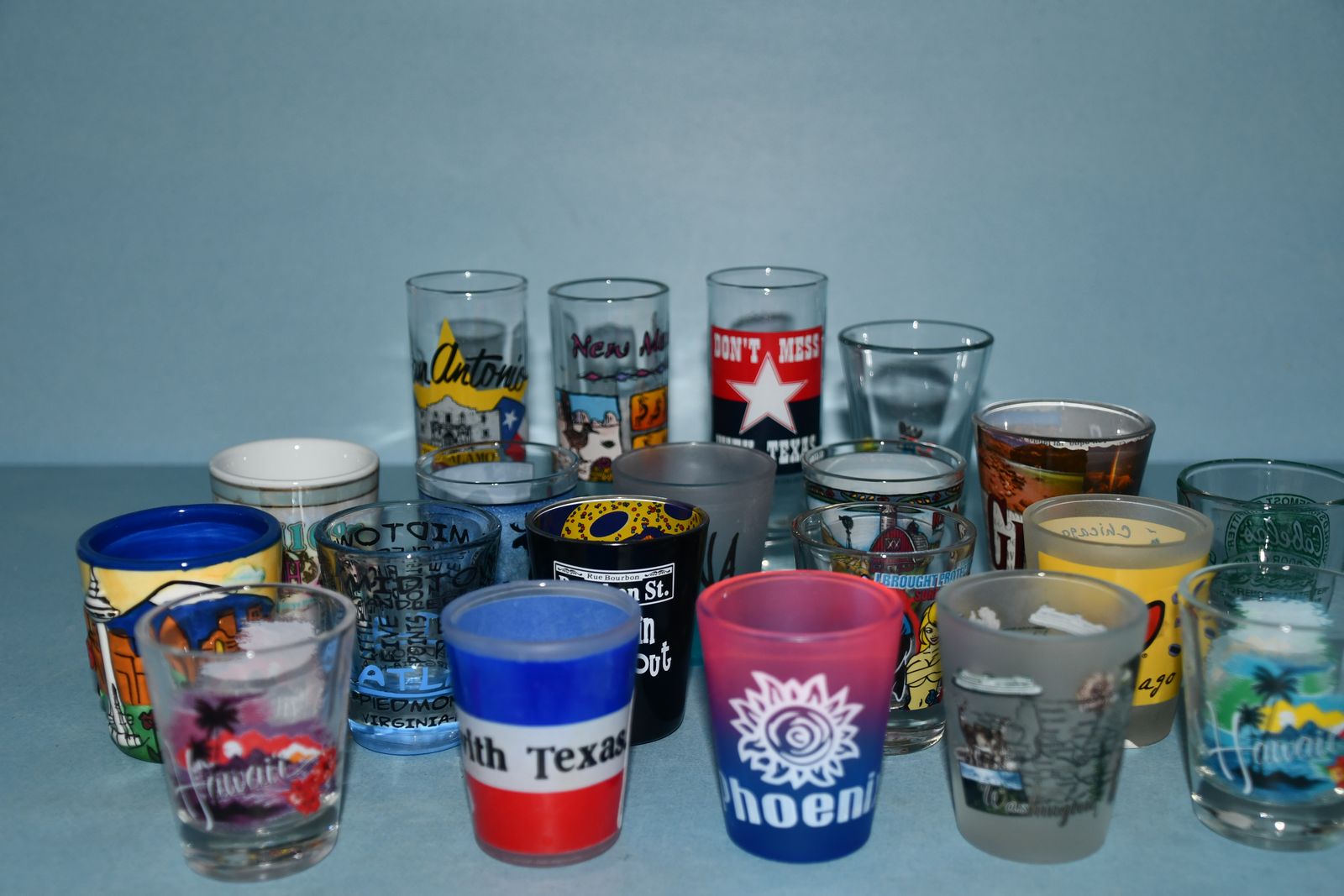 20 MAN CAVE "SHOT" GLASSES ~ SOUVENIR ~ 2.5" (VARIES) ~ NO CHIPS ~ CLEAN ~ NEVER USED ~ SET C
