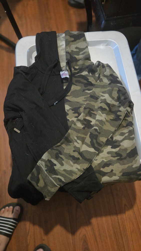 No Boundaries Girls  Split Camo/Black Hoodie - Size L (11-13)