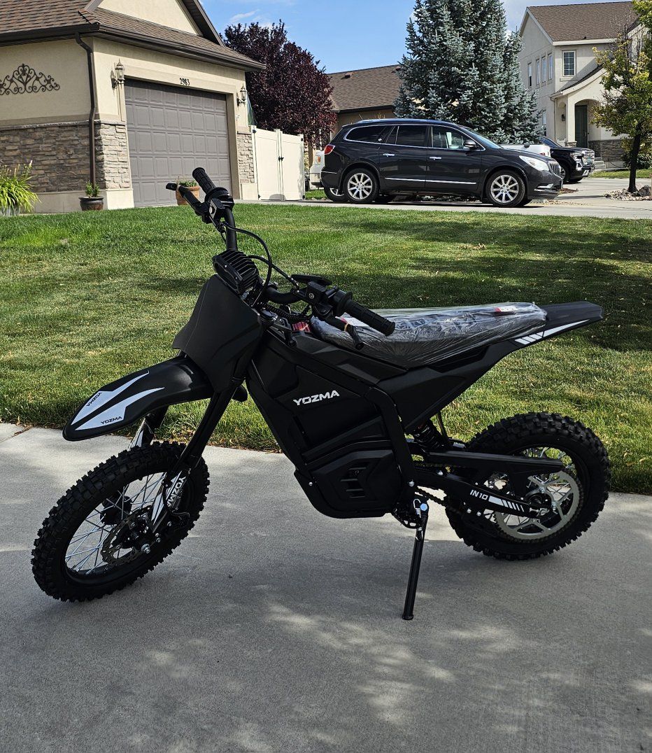 Yozma IN10 Electric Dirt Bike - Brand New - 40MPH - 53 Mile Range