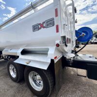 2007 International 7600 6x6 Water Truck