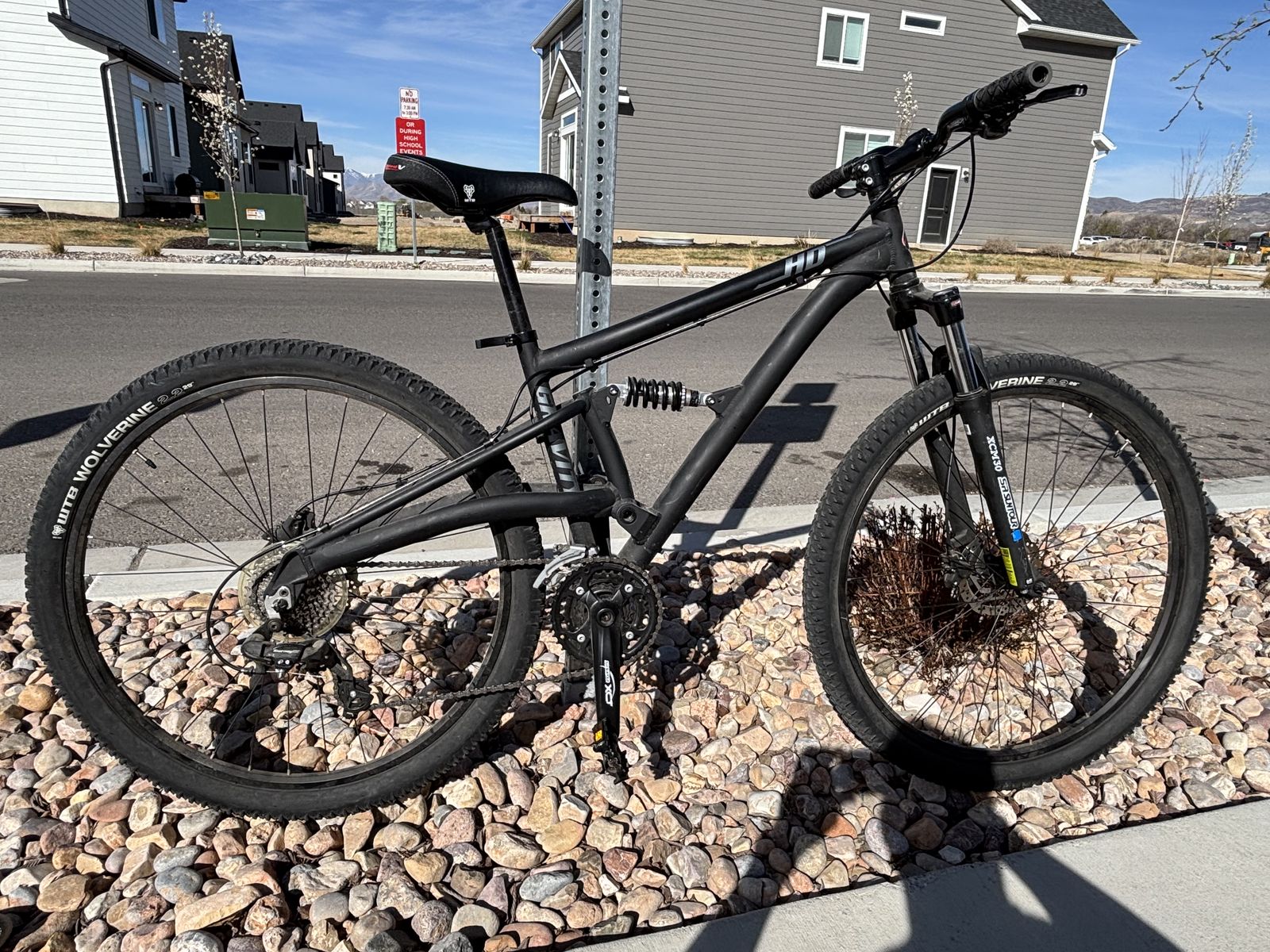 Gravity HD Mountain Bike