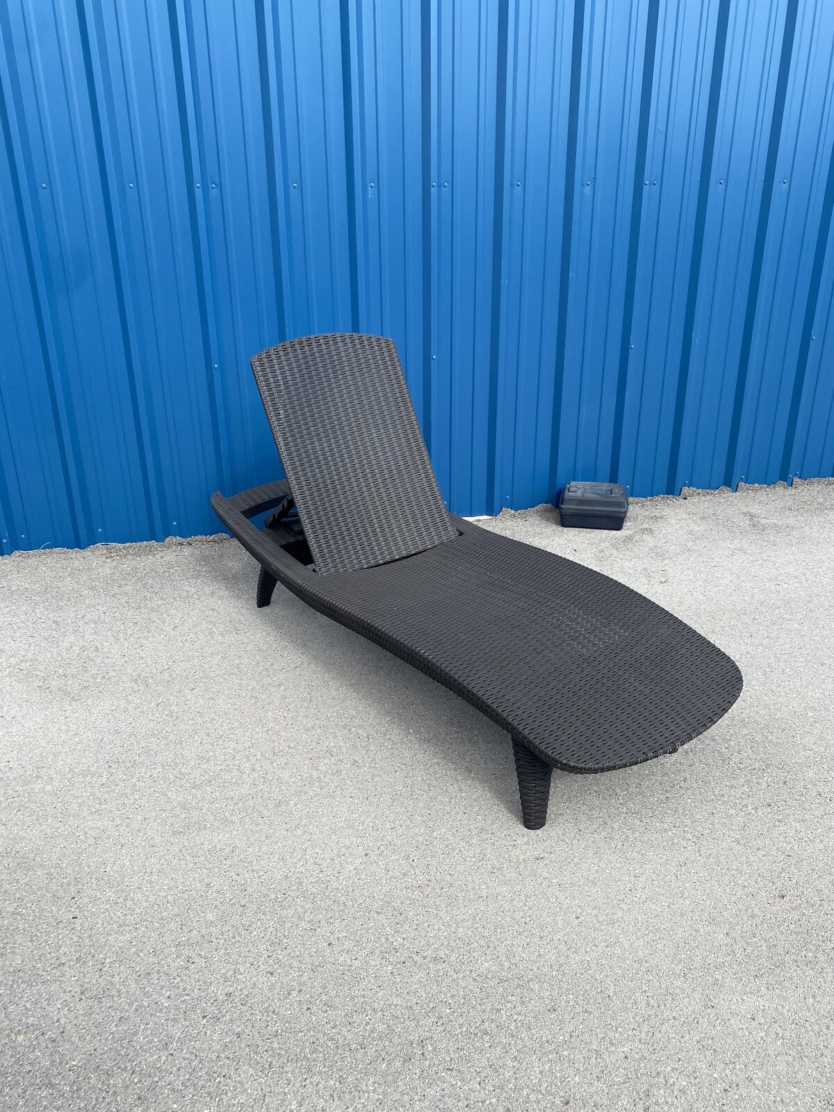 Outdoor Wicker Patio Lounge Chair- Adjustable