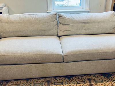 Crate & Barrel Lounge Deep Sofa 93"