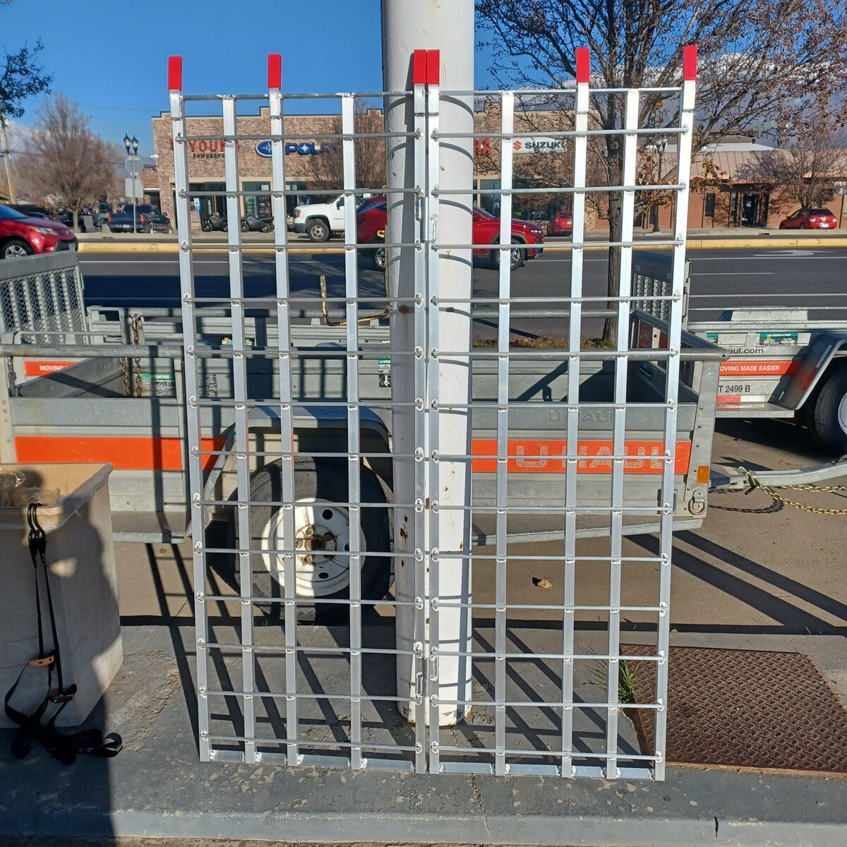 aluminum bifold ramp 70 in x 48 in